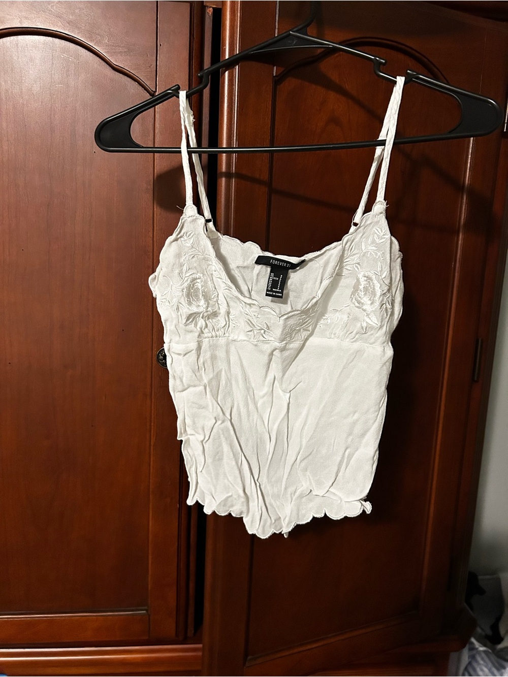 Forever 21 White Floral Embroidered Spaghetti Strap Cami